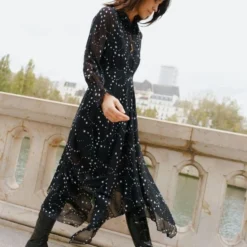 Maje Robe Retro -Promos Vestinia Magasin 07efa4ccb83c3e065567b29f1397