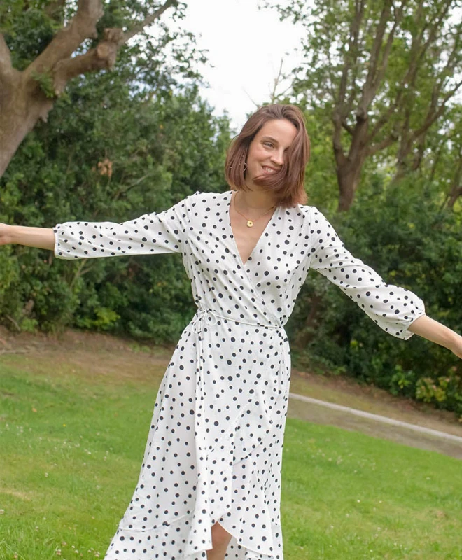 Robe Henna White 3 Robe Henna White – Image 3