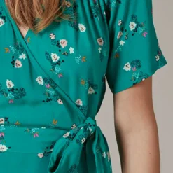 Sessun Robe Wapi Menthol Henley -Promos Vestinia Magasin 1d22735ba3379b013f4c2467a59e