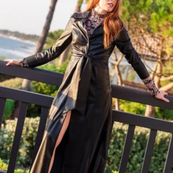 Nanushka Robe Tarot -Promos Vestinia Magasin 293f66a06aa1b7637db1959413f5