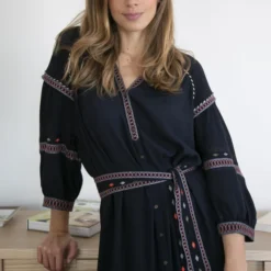 Ba&sh Robe Patty Marine 8 Ba&sh Robe Patty Marine -Promos Vestinia Magasin 9018fba8a179edb34a94986ff685