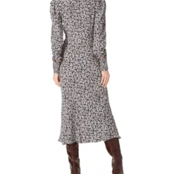 Ba&sh Robe Emilie Fleurie -Promos Vestinia Magasin 93779230efb443e98cdd5e635448