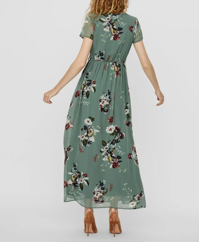 Robe Laurel Wreath 4 Robe Laurel Wreath – Image 4