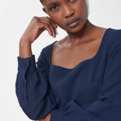 Tara Jarmon Robe Ruffa Bleue -Promos Vestinia Magasin e9429ec12ef227c60b632d3b8881